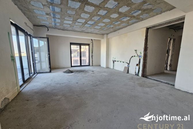 Shtepi ne shitje 3+1 ne Tirane - 295,000 Euro