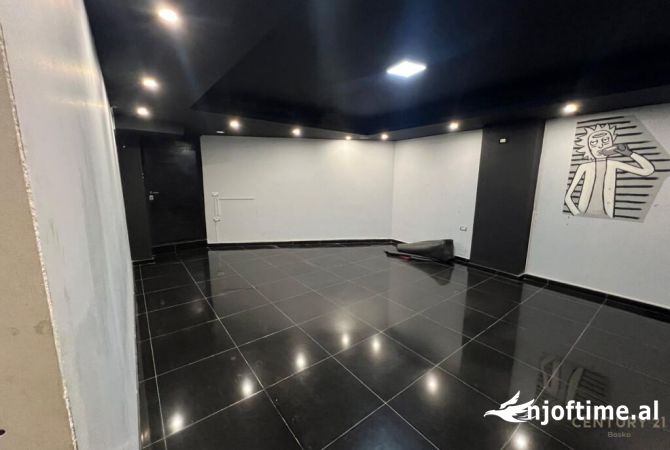 Shtepi me qera 1+1 ne Tirane - 1,500 Euro