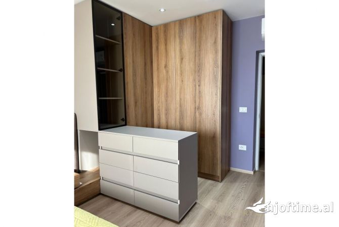 Shtepi me qera Apartament ne Tirane, 1+1, Mobilimi E mobiluar, Pagesa 800  Euro.