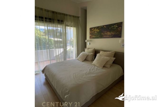 Shtepi ne shitje Apartament ne Tirane, 2+1, Mobilimi E mobiluar, Pagesa 420,000  Euro.