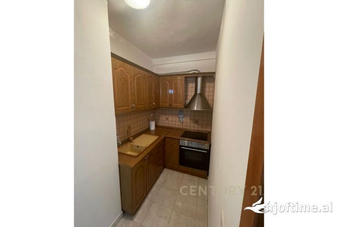 Shtepi ne shitje Apartament ne Durres, 1+1, Mobilimi E mobiluar, Pagesa 67,000  Euro.