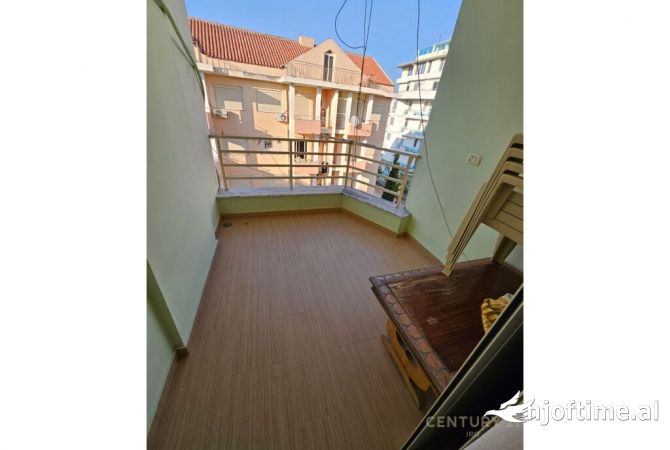 Shtepi ne shitje Apartament ne Durres, 1+1, Mobilimi E mobiluar, Pagesa 75,000  Euro.