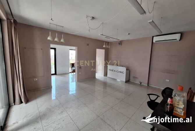Ambient biznesi me qera 1+1 ne Tirane - 1,200 Euro