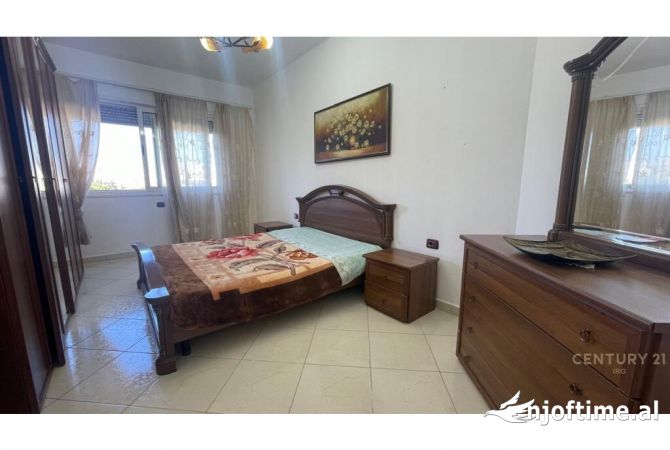 Shtepi me qera Apartament ne Tirane, 2+1, Mobilimi E mobiluar, Pagesa 600  Euro.