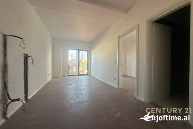 Shtepi me qera 1+1 ne Tirane - 650 Euro