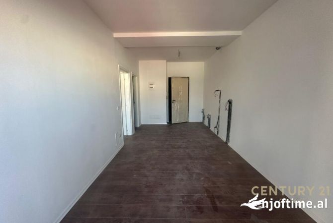 Apartment for rent in Tirana 1+1, Emty