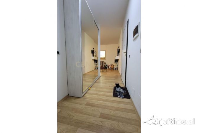 Shtepi me qera Apartament ne Tirane, 1+1, Mobilimi E mobiluar, Pagesa 500  Euro.