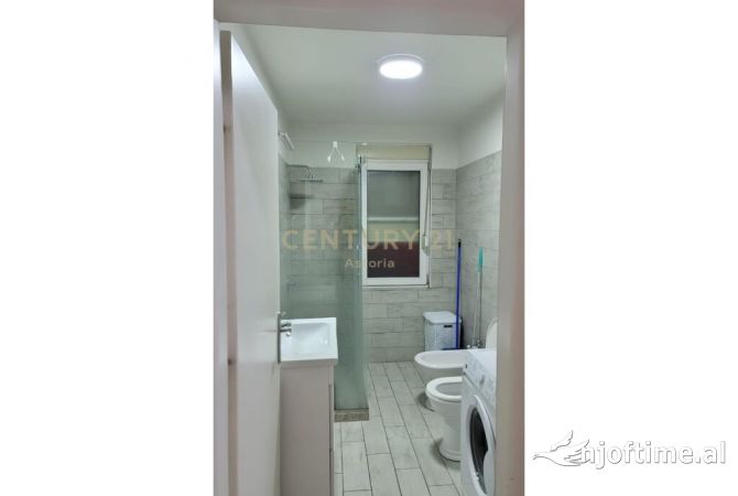 Shtepi me qera Apartament ne Tirane, 1+1, Mobilimi E mobiluar, Pagesa 500  Euro.