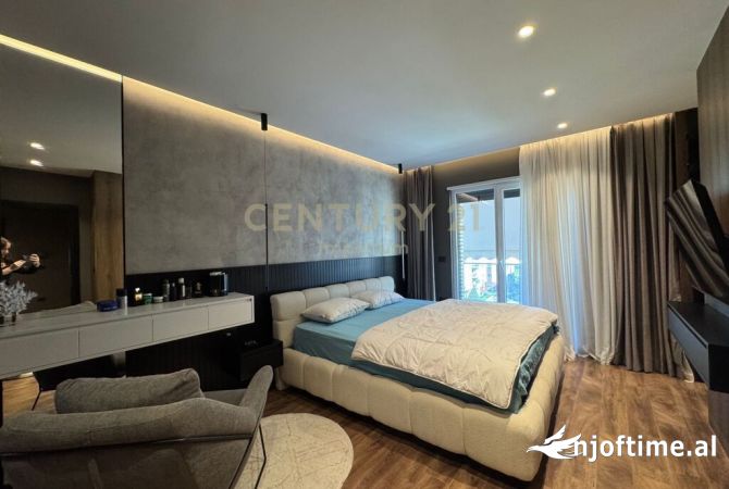 Shtepi ne shitje Apartament ne Tirane, 2+1, Mobilimi E mobiluar, Pagesa 155,000  Euro.