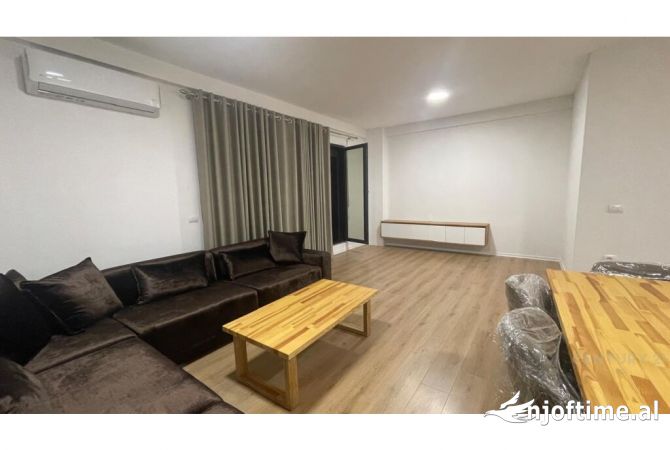 Shtepi ne shitje 3+1 ne Tirane - 335,000 Euro