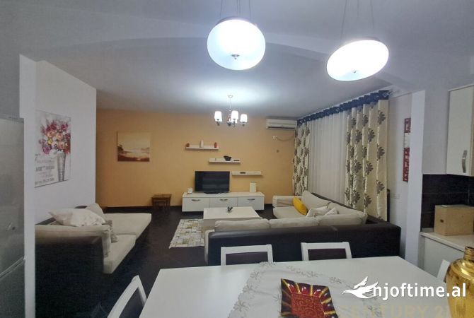 Shtepi ne shitje 2+1 ne Tirane - 160,000 Euro