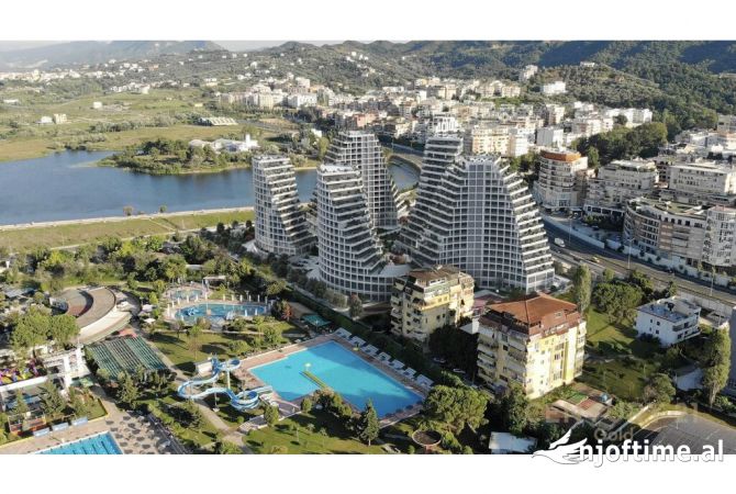 Shtepi ne shitje Apartament ne Tirane, 3+1, Mobilimi Bosh, pa mobiluar, Pagesa 565,000  Euro.