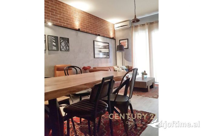 Shtepi ne shitje 2+1 ne Tirane - 195,000 Euro