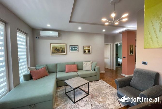 Shtepi me qera 2+1 ne Tirane - 800 Euro