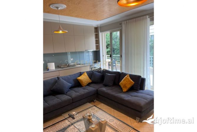 Shtepi me qera 1+1 ne Tirane - 600 Euro