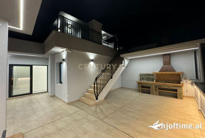 Shtepi ne shitje Apartament ne Tirane, 3+1, Mobilimi E mobiluar, Pagesa 550,000  Euro.