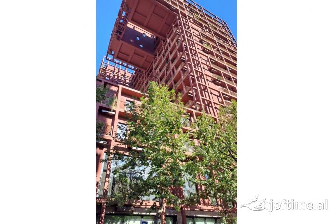 Shtepi me qera 4+1 ne Tirane - 3,000 Euro