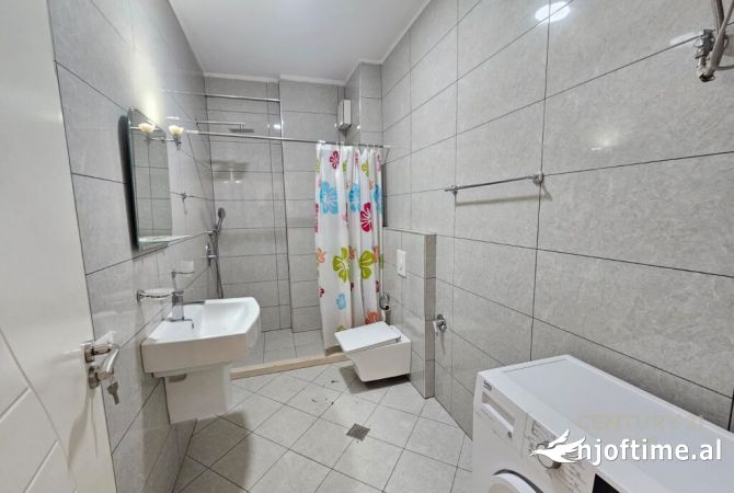 Shtepi ne shitje Apartament ne Tirane, 1+1, Mobilimi E mobiluar, Pagesa 134,000  Euro.