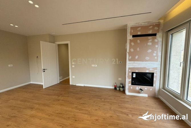 Shtepi ne shitje 2+1 ne Tirane - 255,000 Euro