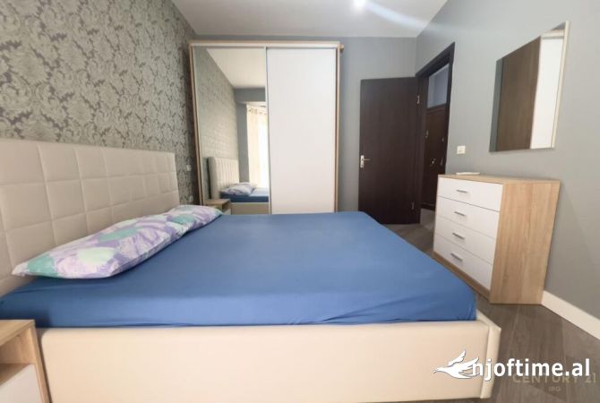 Shtepi ne shitje Apartament ne Tirane, 1+1, Mobilimi E mobiluar, Pagesa 95,000  Euro.
