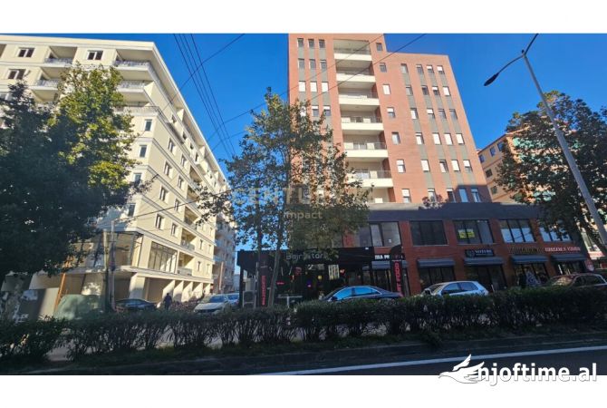 Shtepi ne shitje Apartament ne Tirane, 2+1, Mobilimi Bosh, pa mobiluar, Pagesa 97,500  Euro.