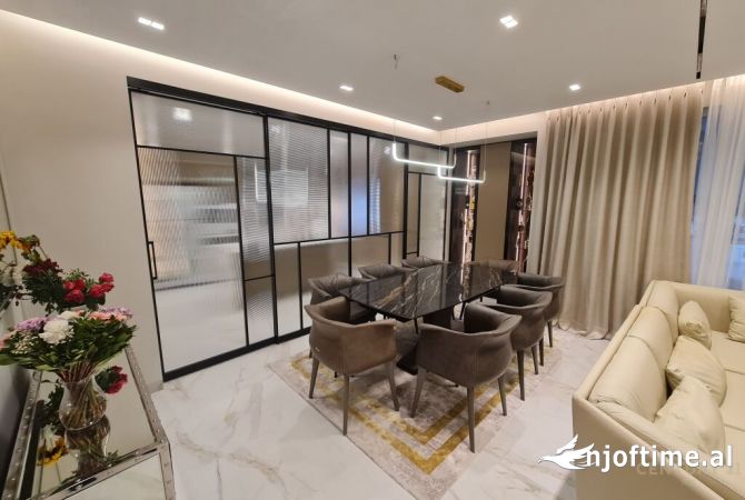 Shtepi ne shitje 4+1 ne Tirane - 630,000 Euro