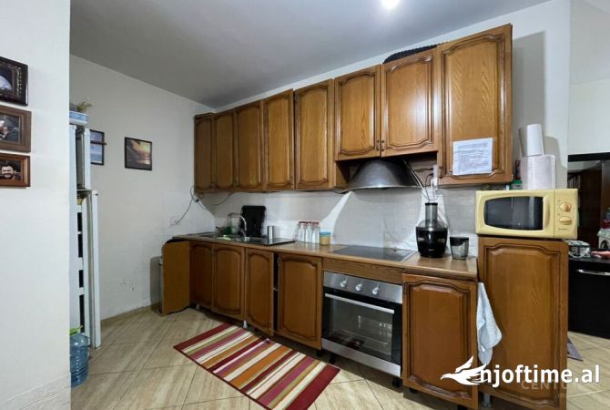 Shtepi ne shitje 1+1 ne Tirane - 80,000 Euro