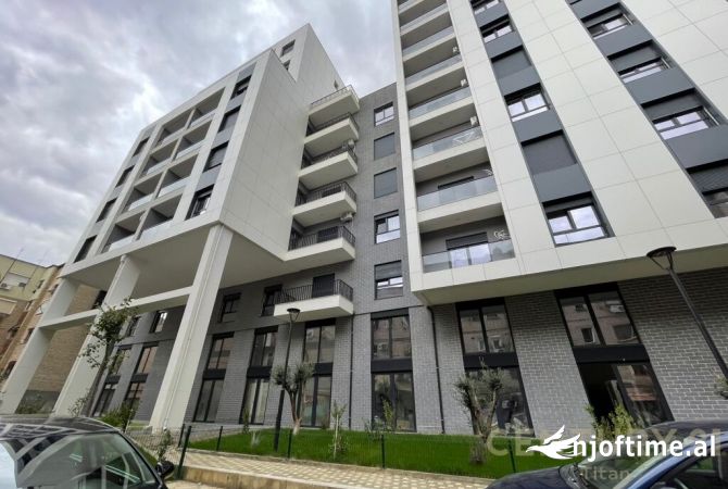Shtepi ne shitje Apartament ne Tirane, 2+1, Mobilimi Bosh, pa mobiluar, Pagesa 214,000  Euro.