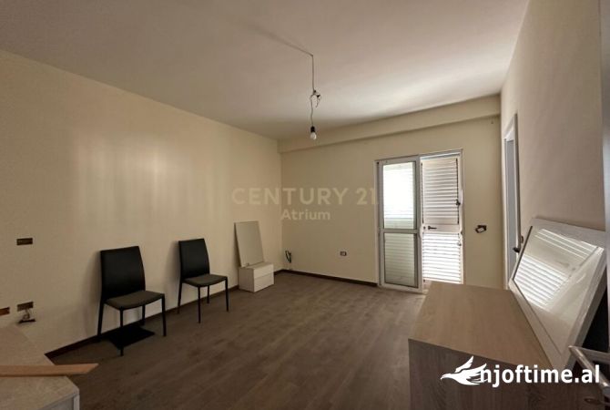 Shtepi ne shitje 3+1 ne Tirane - 192,000 Euro