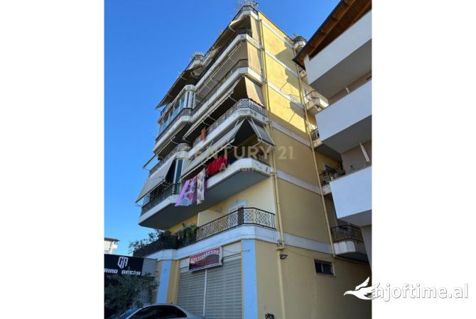 Shtepi ne shitje 3+1 ne Tirane - 192,000 Euro