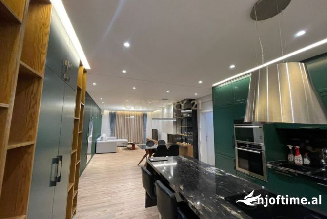 Shtepi me qera Apartament ne Tirane, 2+1, Mobilimi E mobiluar, Pagesa 1,000  Euro.