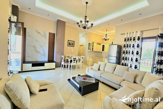 Shtepi me qera 2+1 ne Tirane - 800 Euro