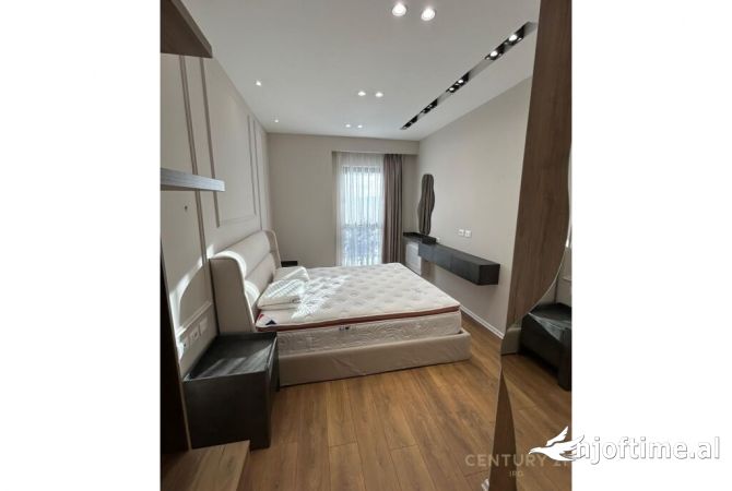 Shtepi me qera Apartament ne Tirane, 1+1, Mobilimi E mobiluar, Pagesa 1,000  Euro.