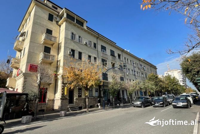 Shtepi ne shitje 2+1 ne Tirane - 300,000 Euro