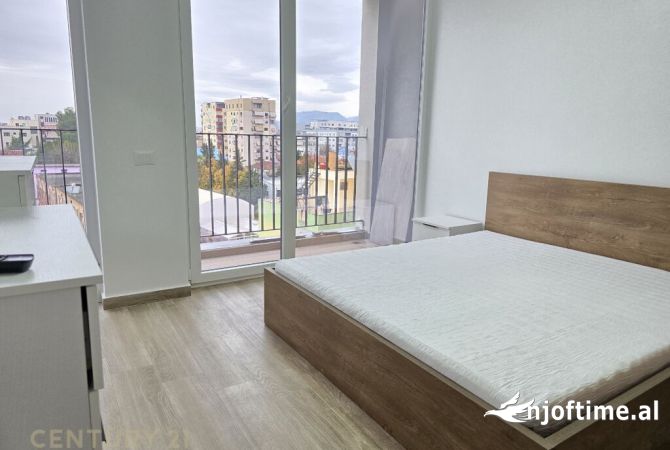 Shtepi me qera Apartament ne Tirane, 2+1, Mobilimi E mobiluar, Pagesa 1,000  Euro.