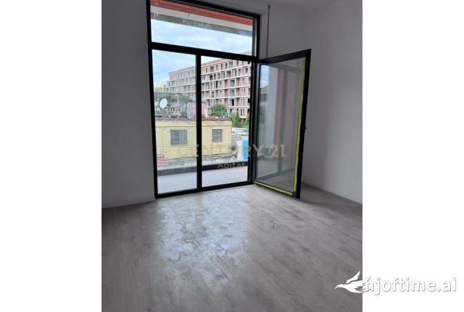 Shtepi ne shitje 1+1 ne Tirane - 125,000 Euro