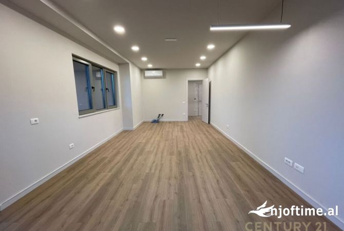 Apartment for rent in Tirana 2+1, In Part