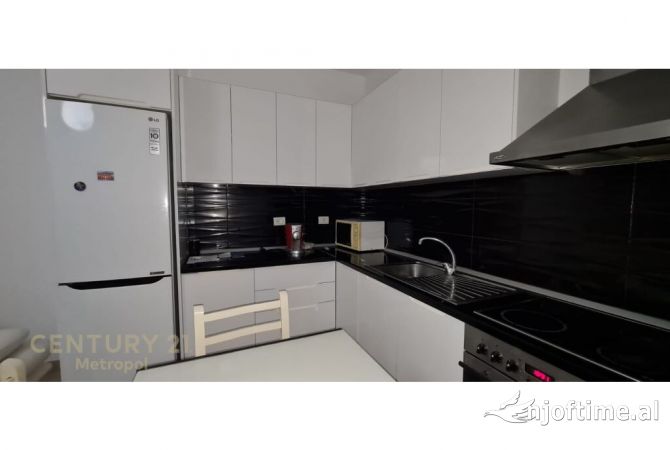 Shtepi me qera 2+1 ne Tirane - 400 Euro