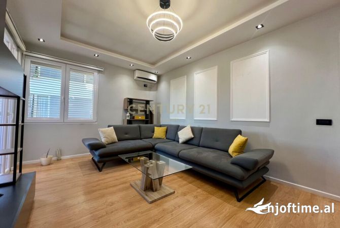 Shtepi me qera 2+1 ne Tirane - 800 Euro