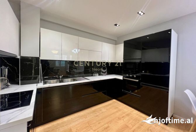 Shtepi me qera Apartament ne Tirane, 2+1, Mobilimi E mobiluar, Pagesa 800  Euro.