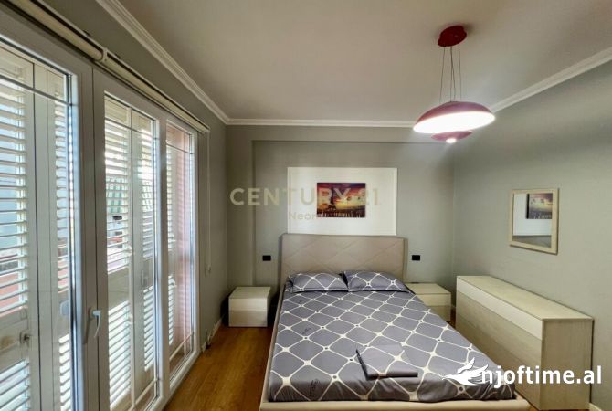 Shtepi me qera Apartament ne Tirane, 2+1, Mobilimi E mobiluar, Pagesa 800  Euro.