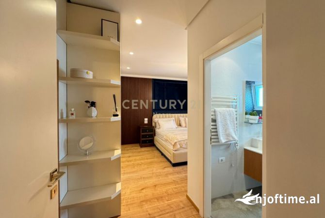 Shtepi ne shitje Apartament ne Tirane, 2+1, Mobilimi E mobiluar, Pagesa 239,000  Euro.