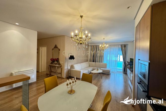 Shtepi ne shitje Apartament ne Tirane, 2+1, Mobilimi E mobiluar, Pagesa 239,000  Euro.