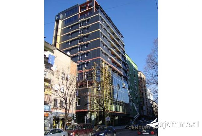 Ambient biznesi ne shitje 3+1 ne Tirane - 180,000 Euro