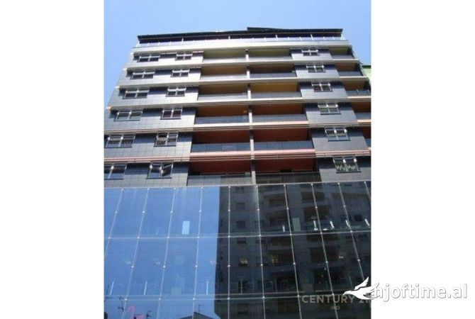 Ambient biznesi ne shitje 3+1 ne Tirane - 180,000 Euro