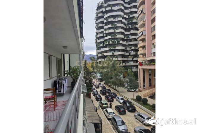 Shtepi ne shitje 2+1 ne Tirane - 365,000 Euro