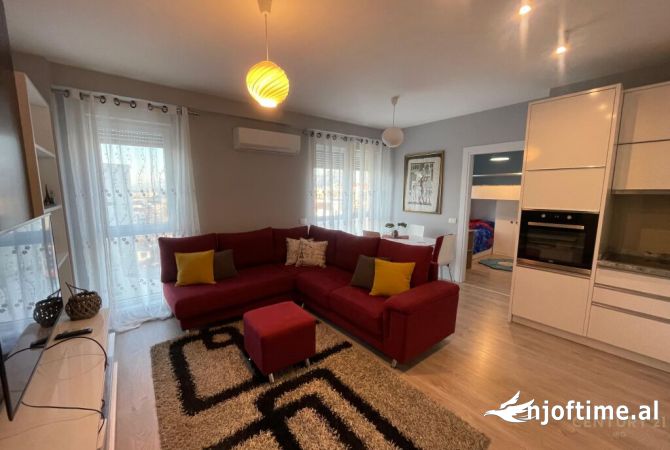 Shtepi me qera Apartament ne Tirane, 2+1, Mobilimi E mobiluar, Pagesa 650  Euro.