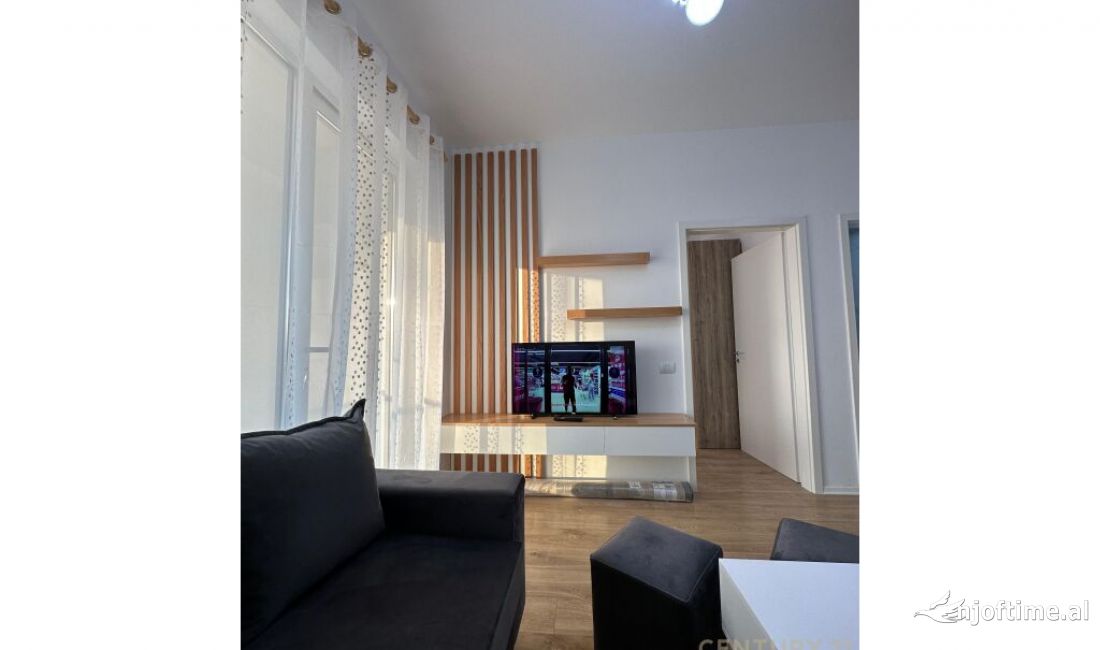 Shtepi ne shitje Apartament ne Tirane, 1+1, Mobilimi E mobiluar, Pagesa 99,000  Euro.