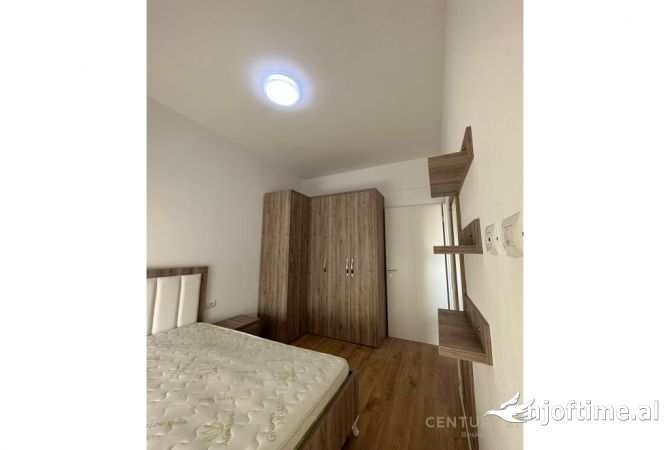 Shtepi ne shitje Apartament ne Tirane, 1+1, Mobilimi E mobiluar, Pagesa 99,000  Euro.