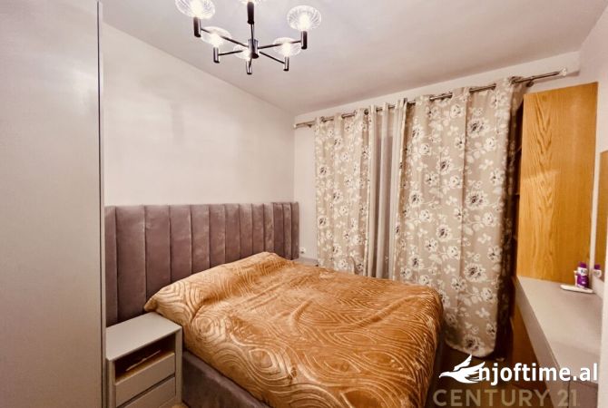 Shtepi me qera Apartament ne Tirane, 1+1, Mobilimi E mobiluar, Pagesa 480  Euro.
